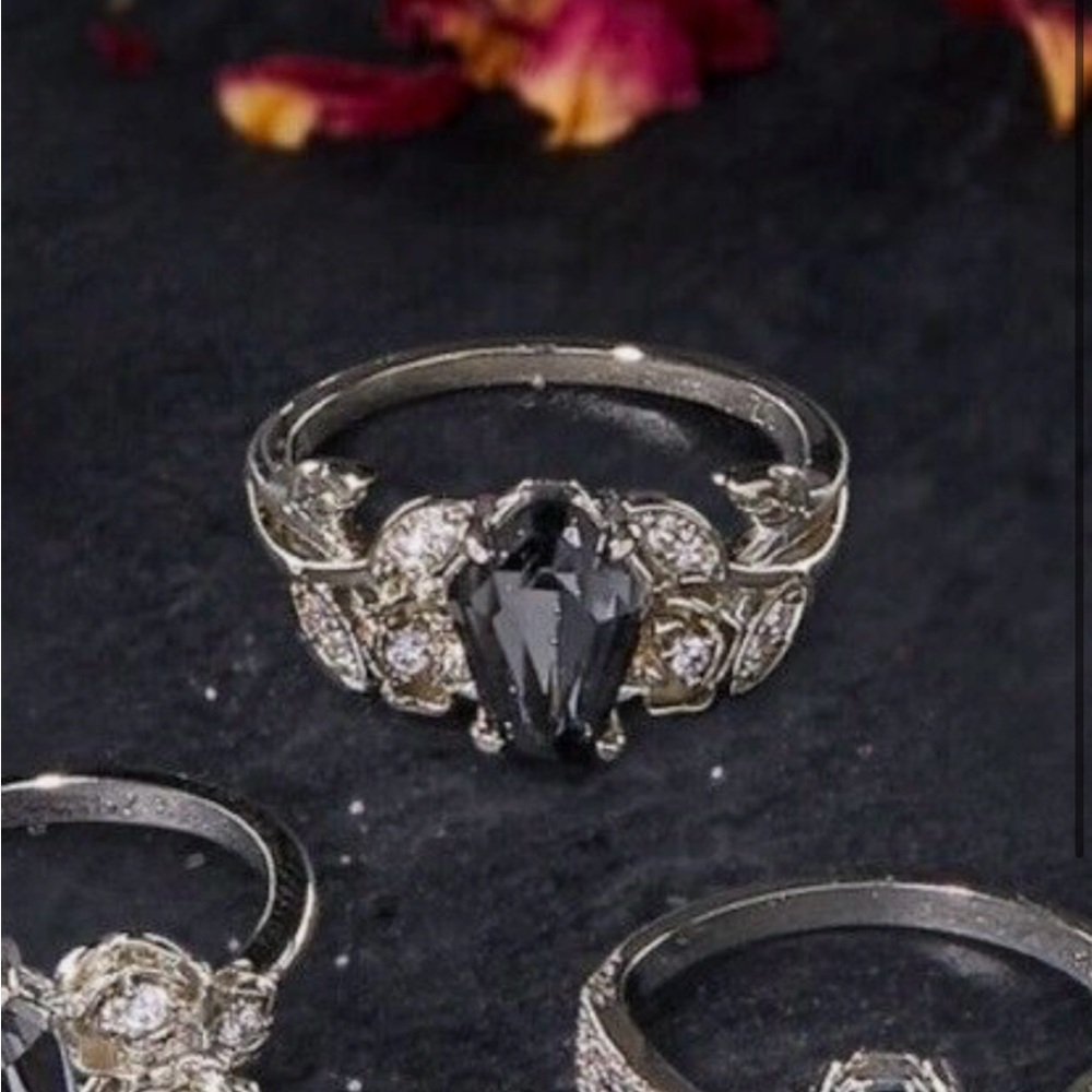 Charmed Aroma sz6 Coffin Ring